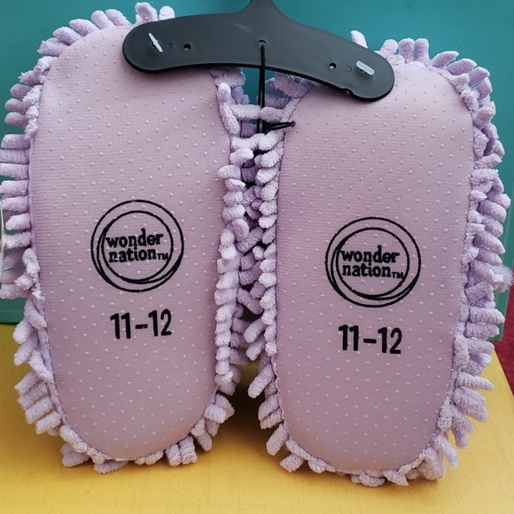 Slippers - Picture 4 of 4